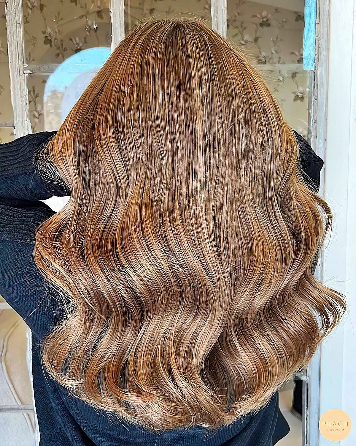 caramel haarfarbe mit goldblonden highlights 