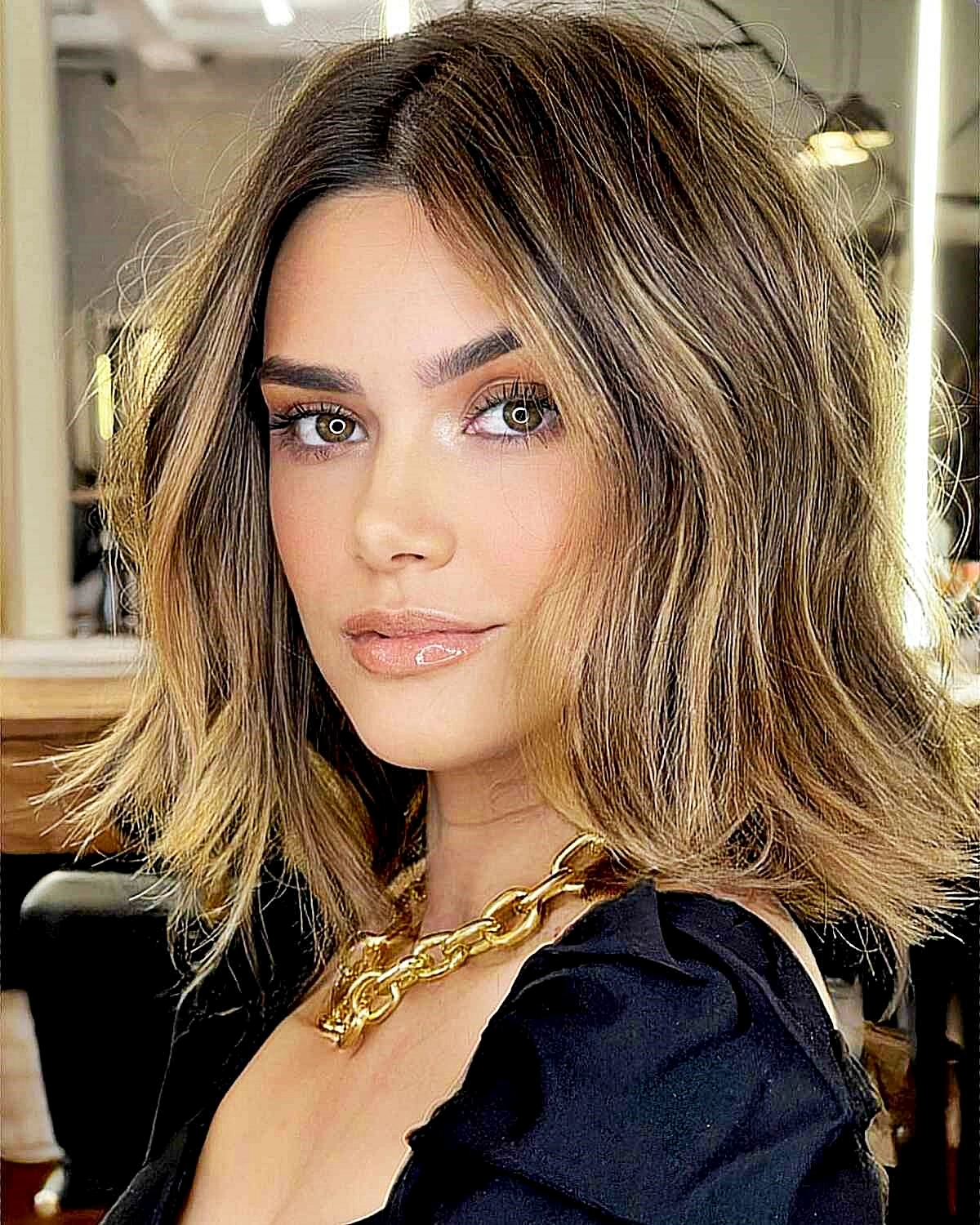 long bob frisuren 2024 balayage braun blonde strahnen mittellanges haar 