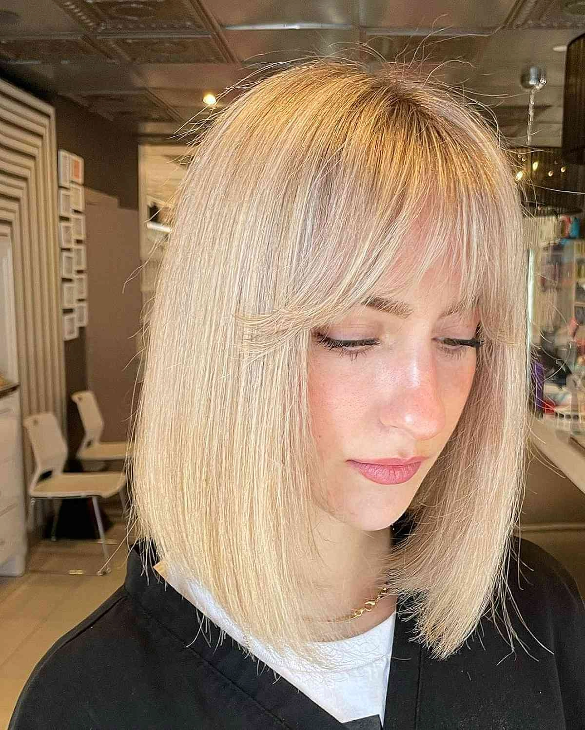 long bob mit pony blonde haare ponyfrisuren 2024 