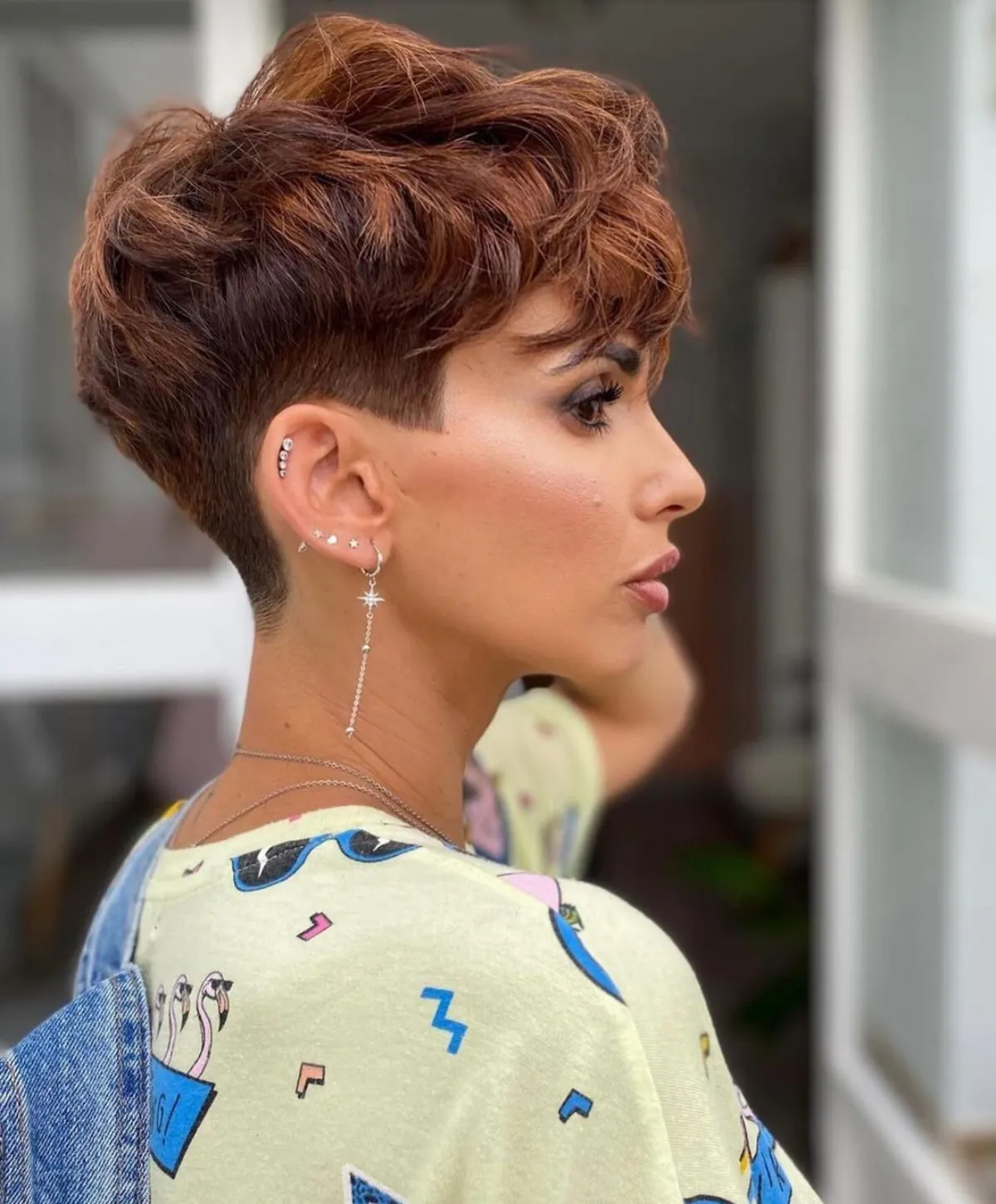 volumen pixie für wellige haare kurzhaarschnitte trends 2025