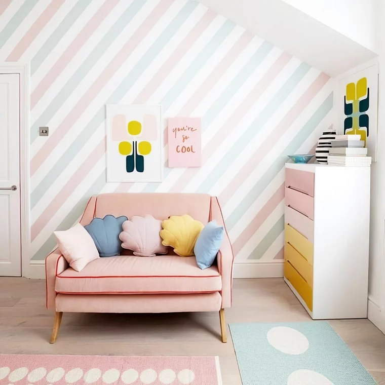 muster auf wand streichen in kinderzimmer babyzimmer wangestaltung in pastellfarben wall painting designs