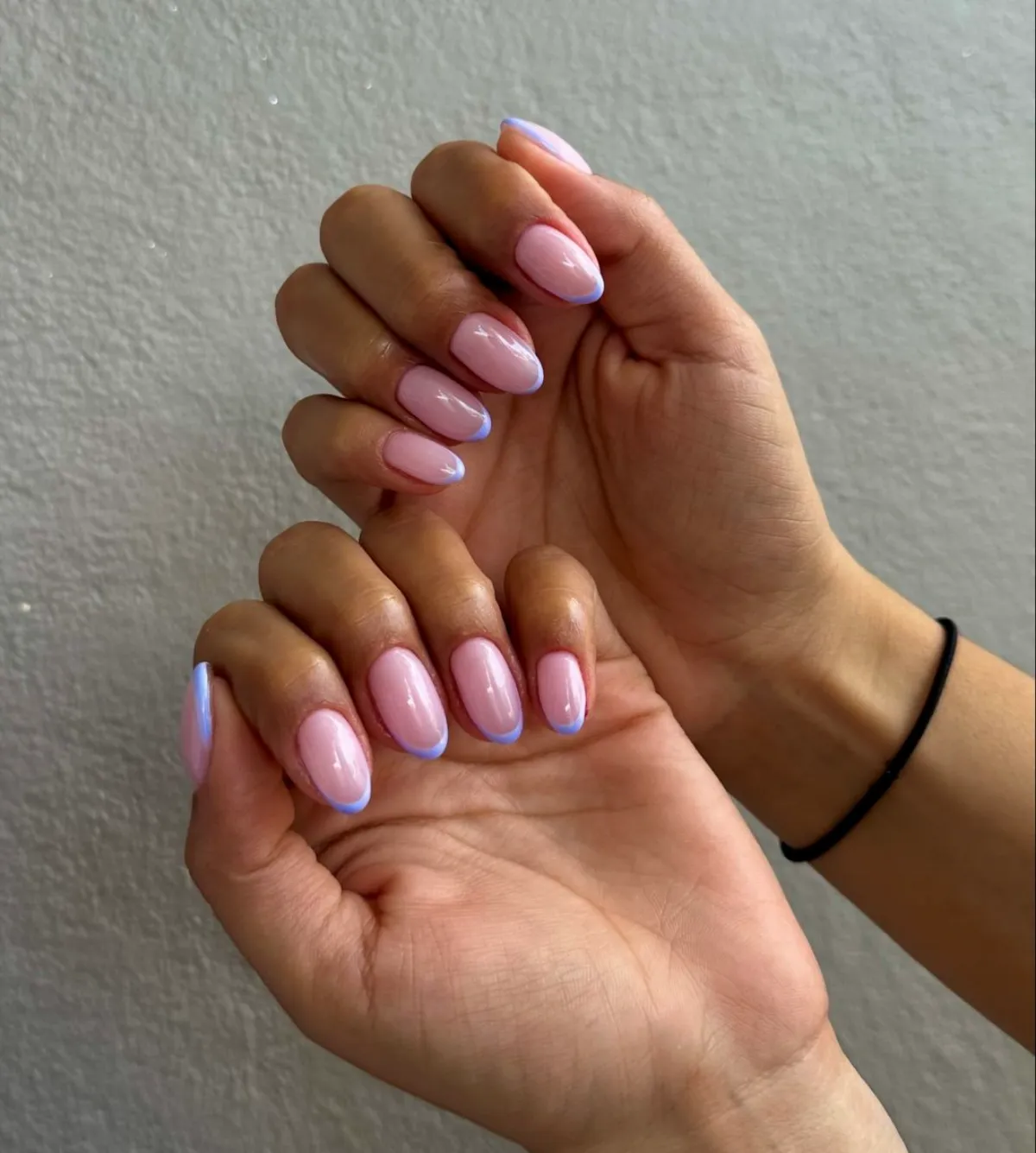french nails kurz mandelform rosa lila rand