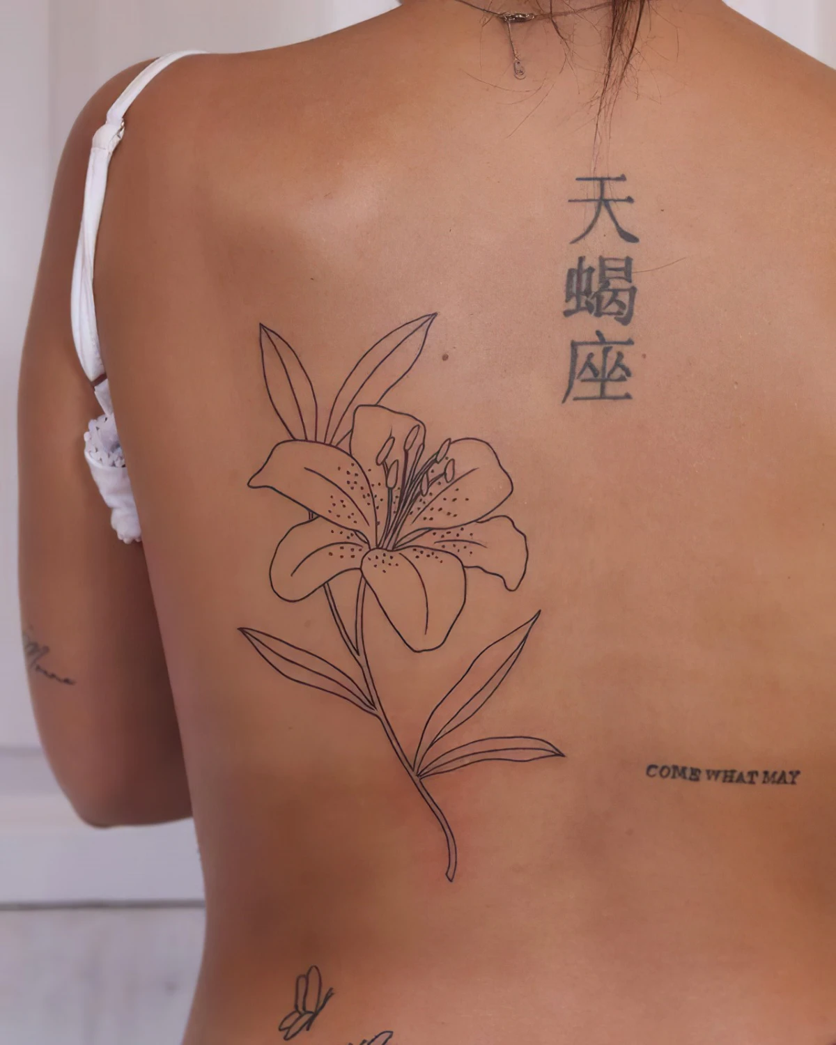 lilien tattoo fineline tattoo mirandaroseart