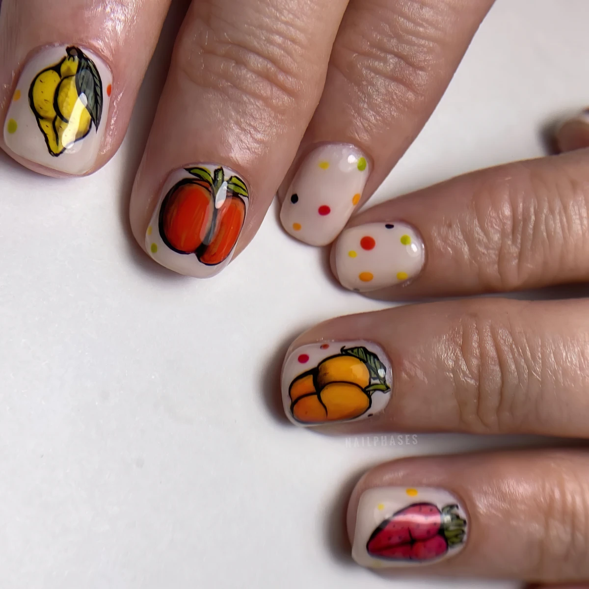 sommer manikuere mit obst nailphases