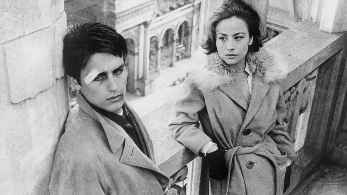 alain delon mit trenchcoat rocco und seine brueder