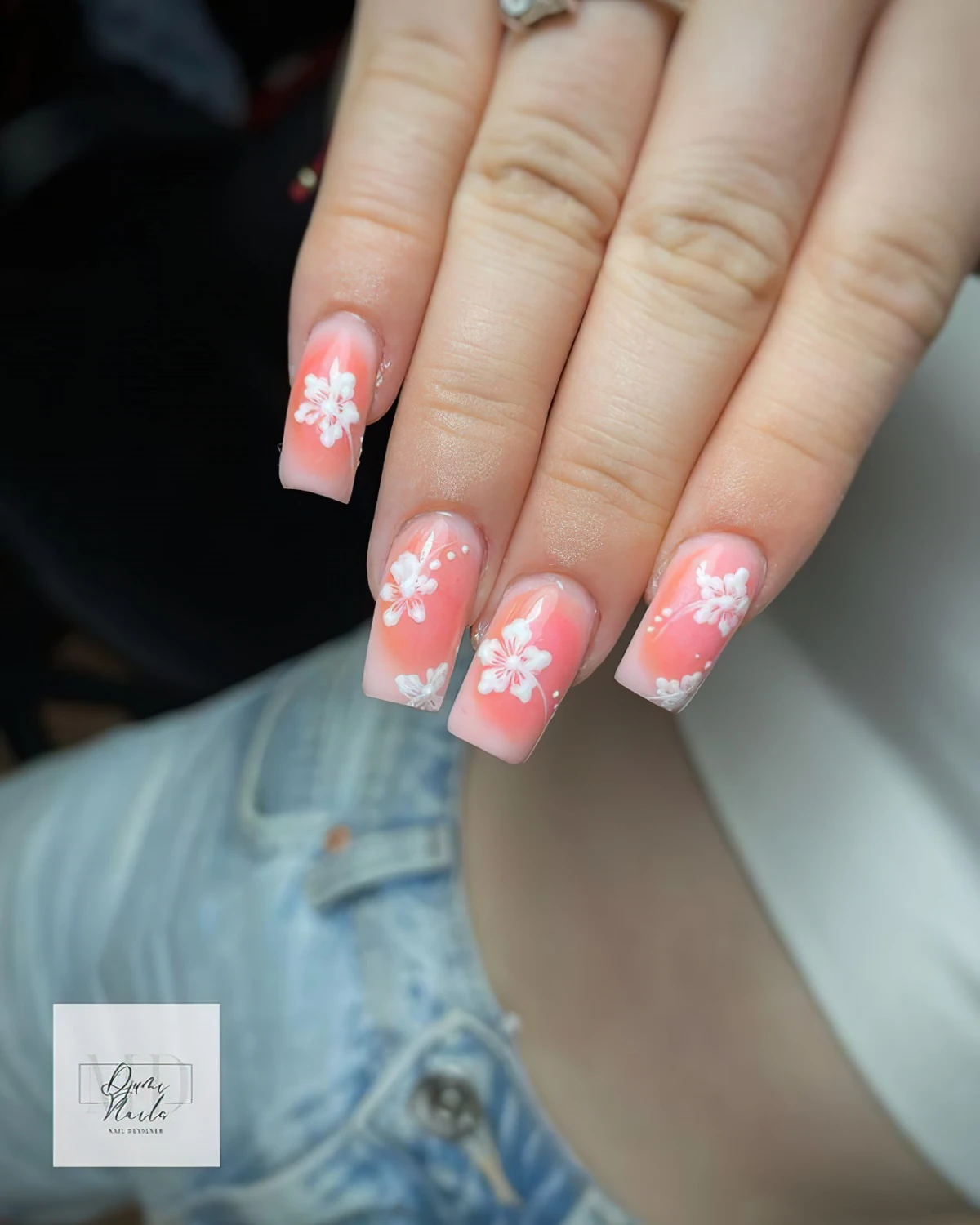 djumi nails schoene hibiskus maniekuere rosa