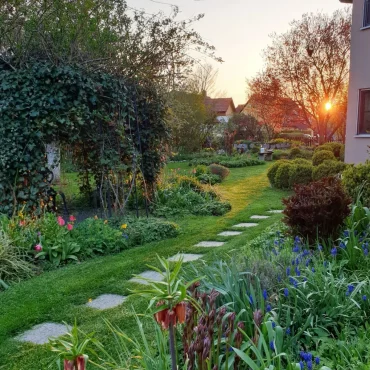 istesnichtschoenhier trittsteine im garten