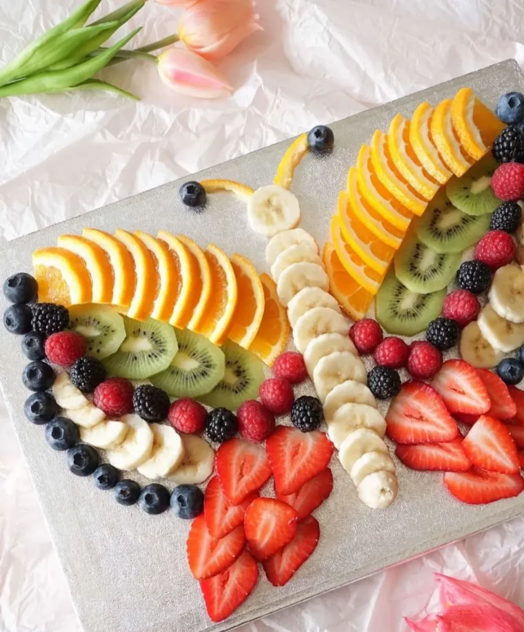 kinderparty fingerfood ideen kreativ schmetterling aus obst stücken