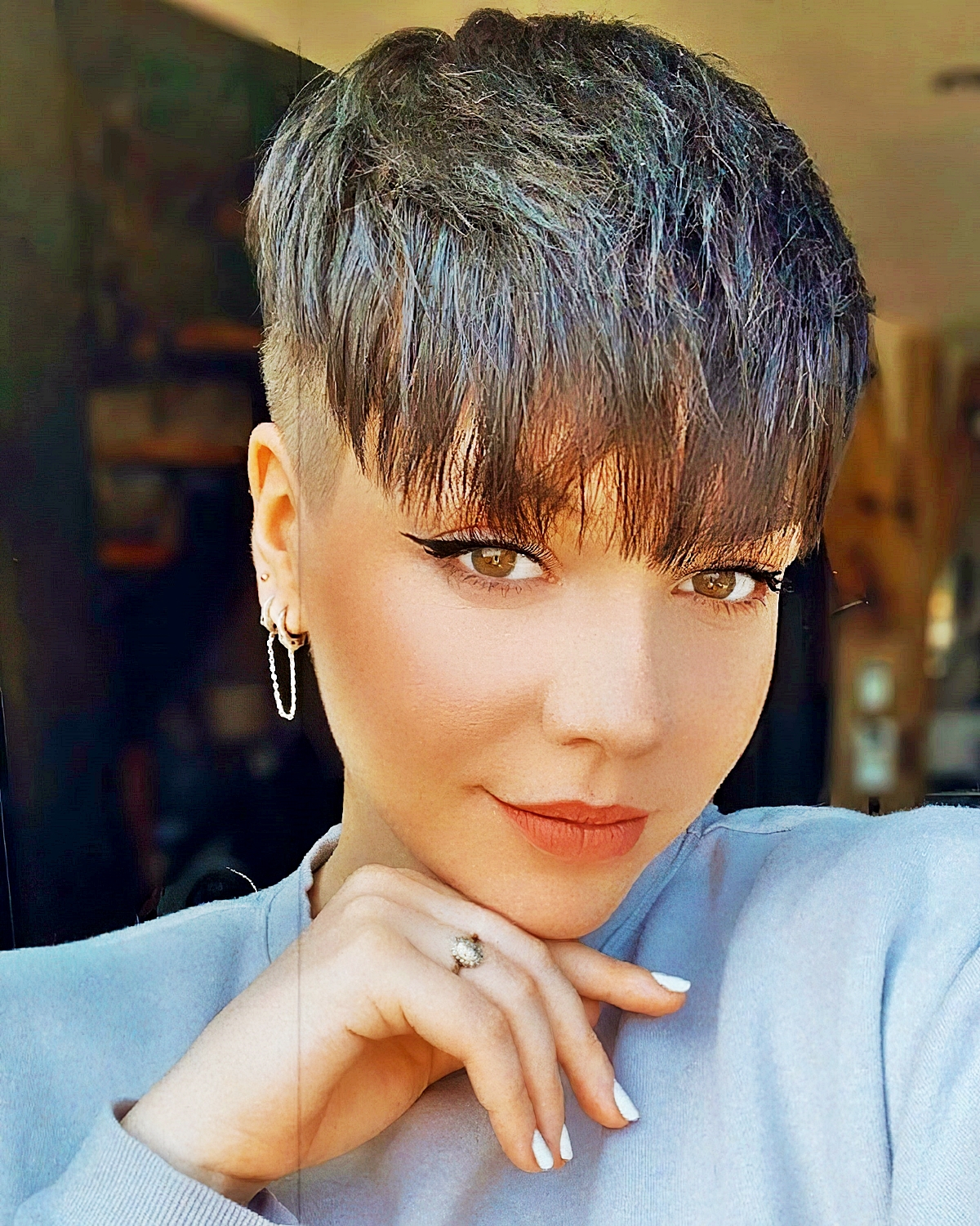 kurzhaarfrisuren mit langem deckhaar und kurzen seiten pixie cut braune haare foreverpixie