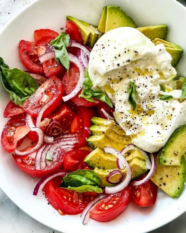 burrata salat mit avocado