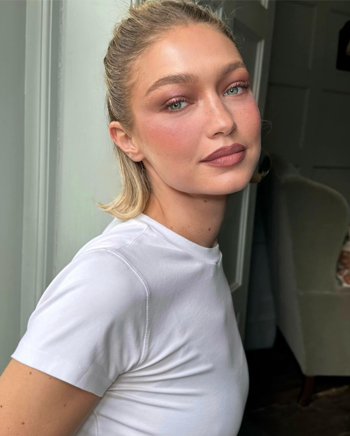 butterblond gigi hadid