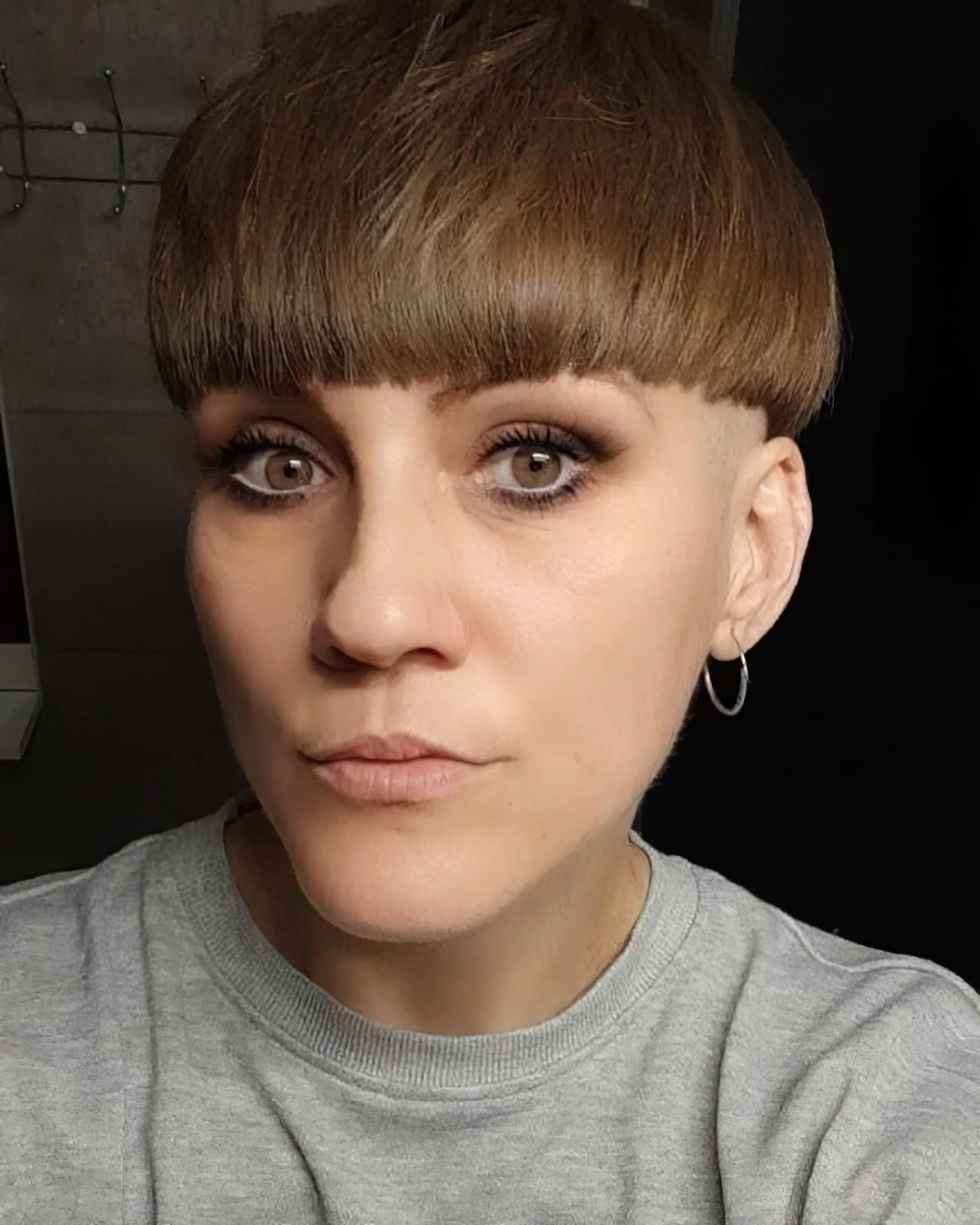 bowl cut edgar cut frauen the educational hair archives