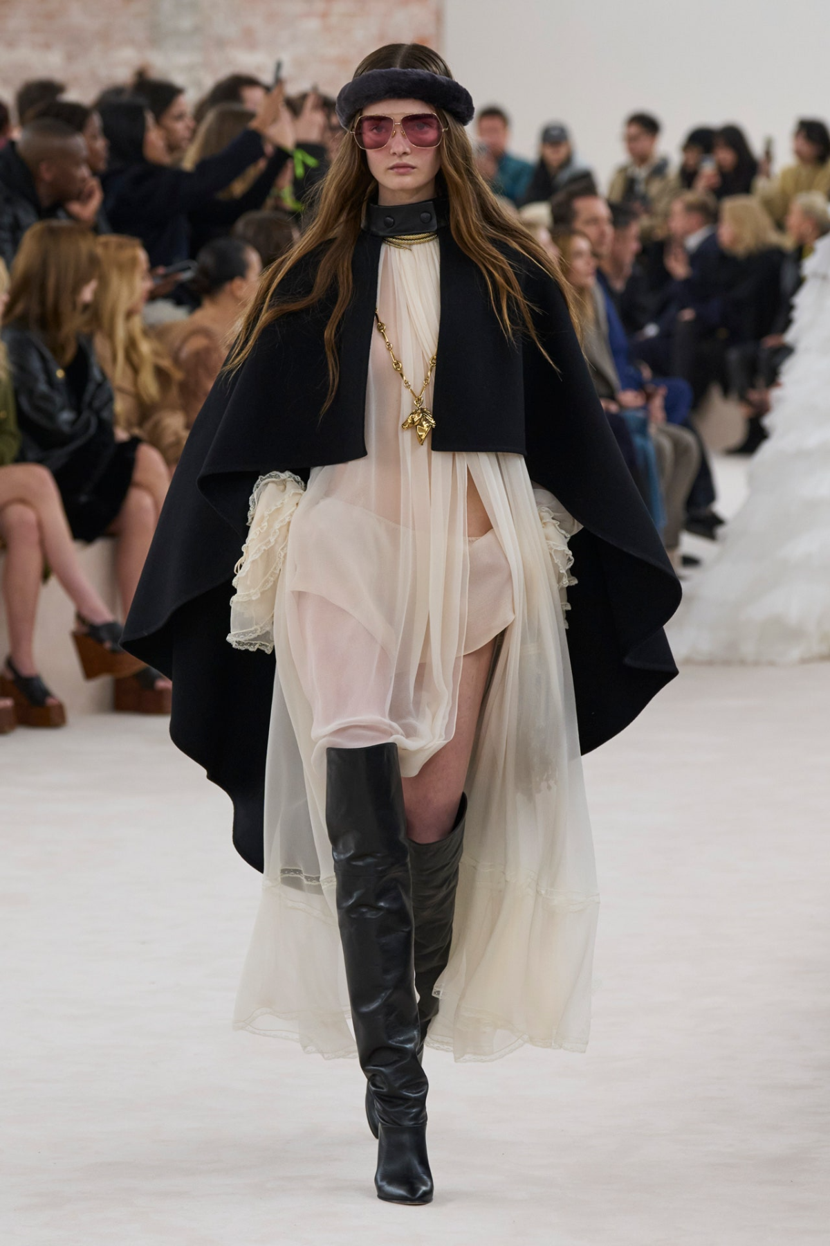 chloe cape 2024