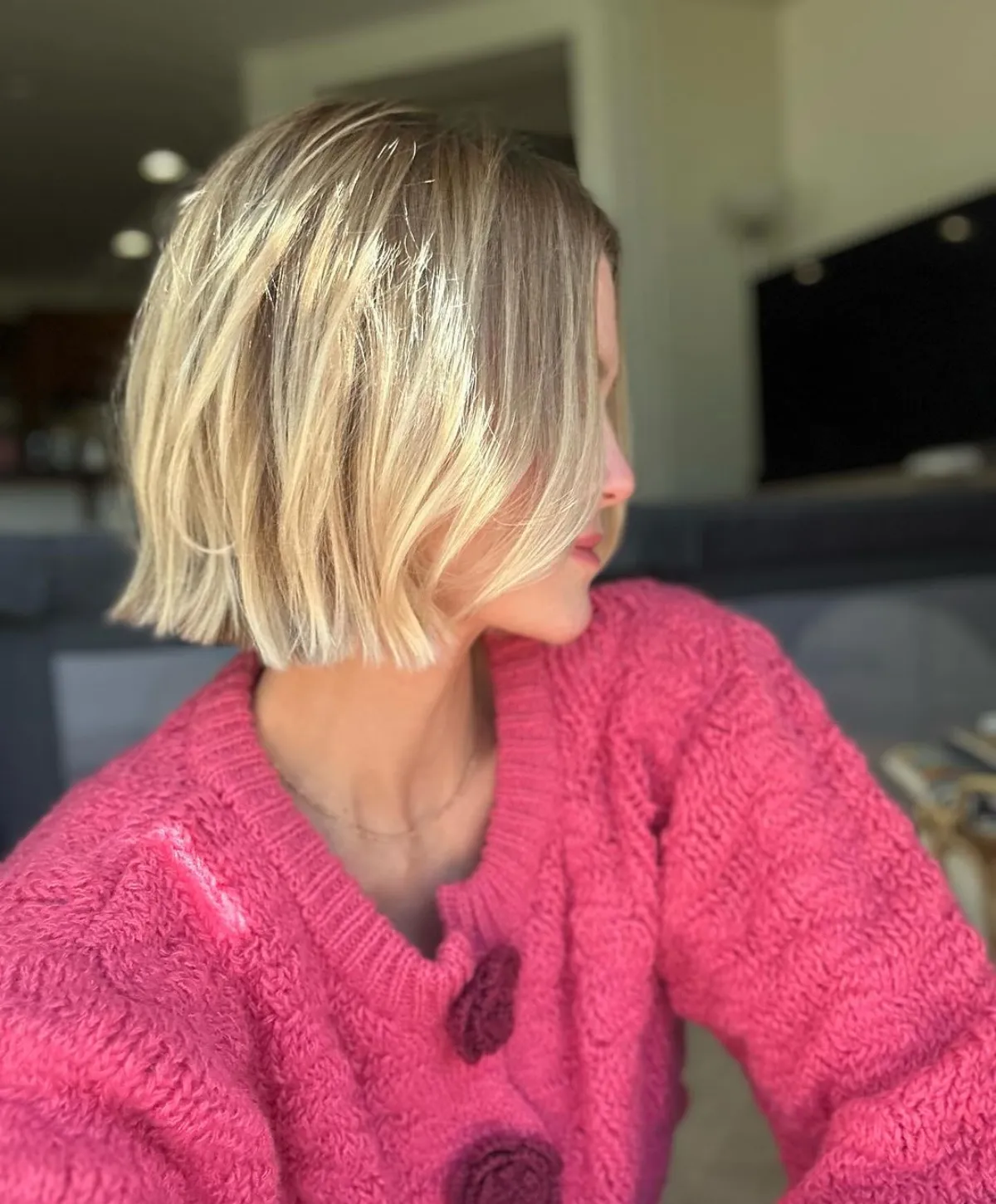 french bob kinnlang glatte haare blond kurzhaarschnitt