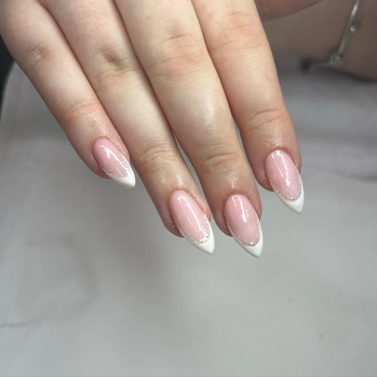 french mani glamorousnailsbychloe