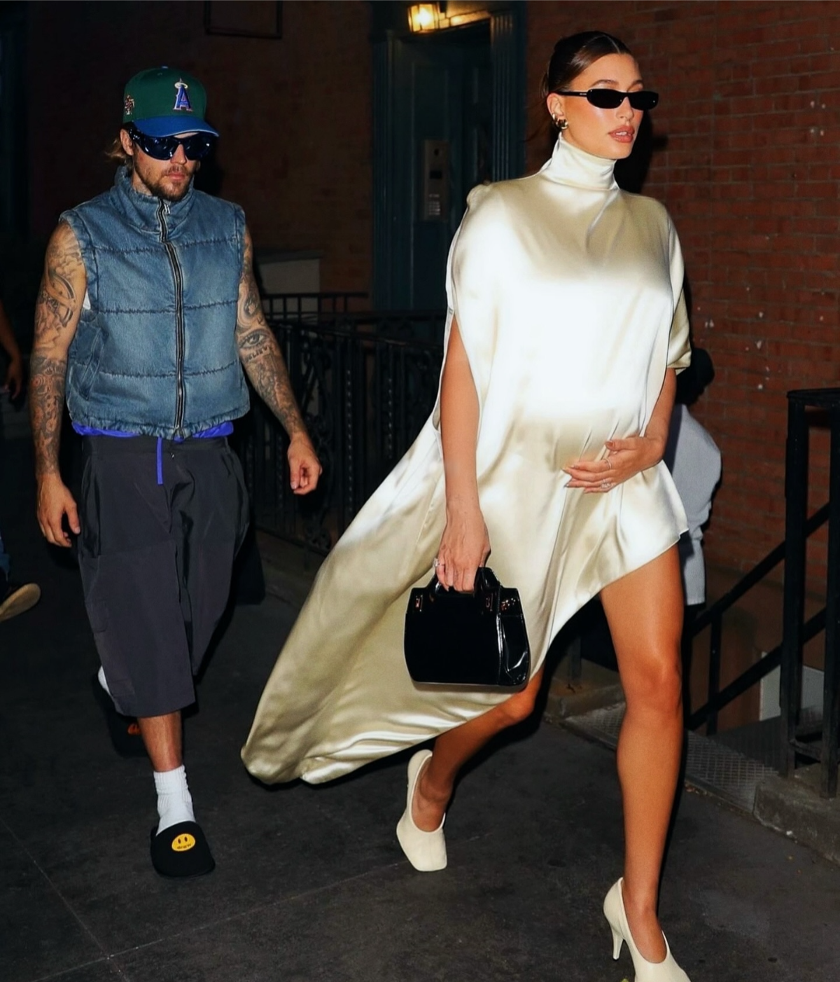 hailey bieber poncho