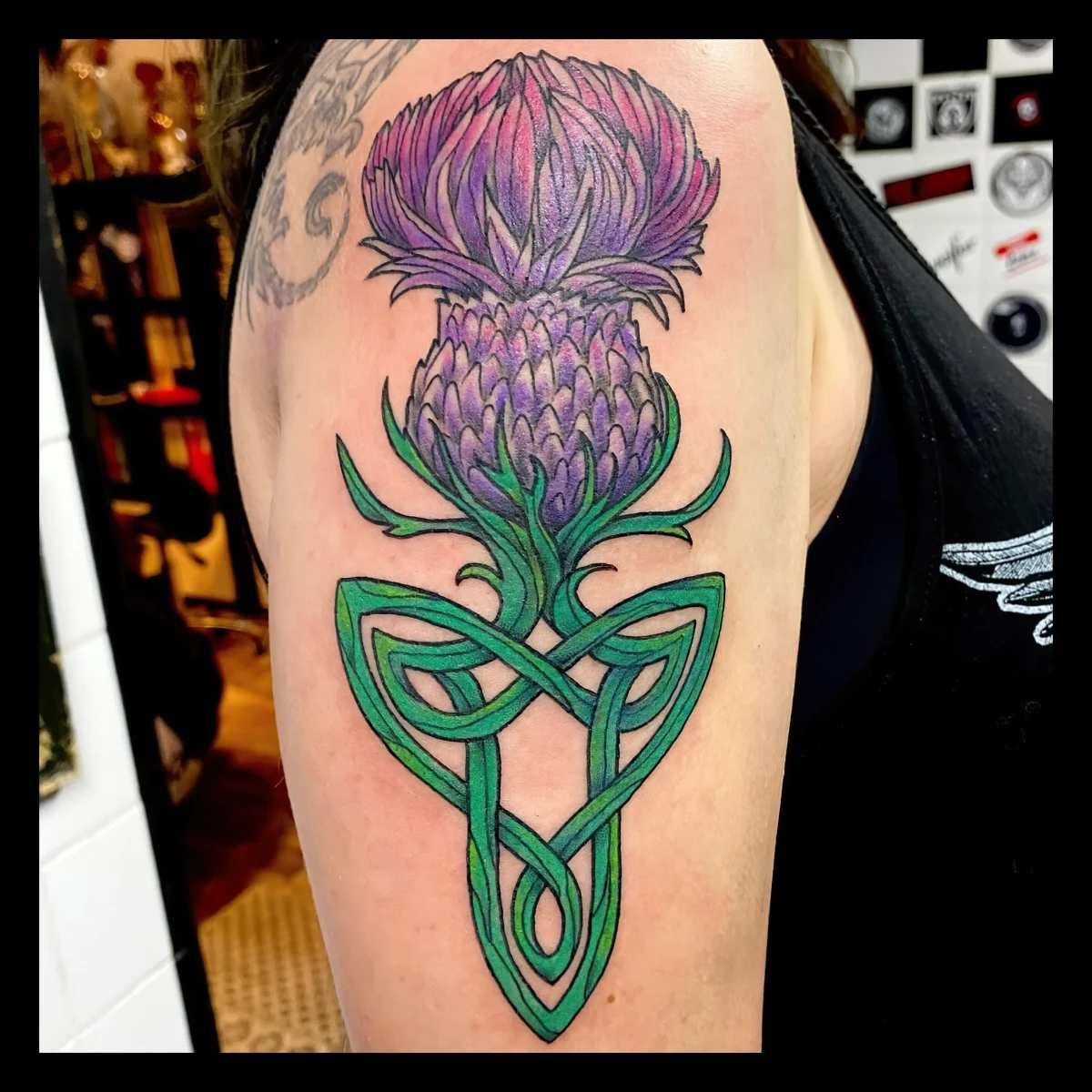 keltischer knoten bedeutung mit distel taintedlovetattoo