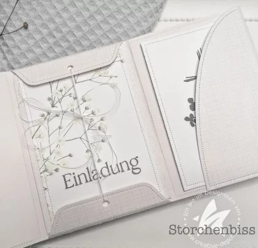 konfirmation einladungskarte design in weiß elegant