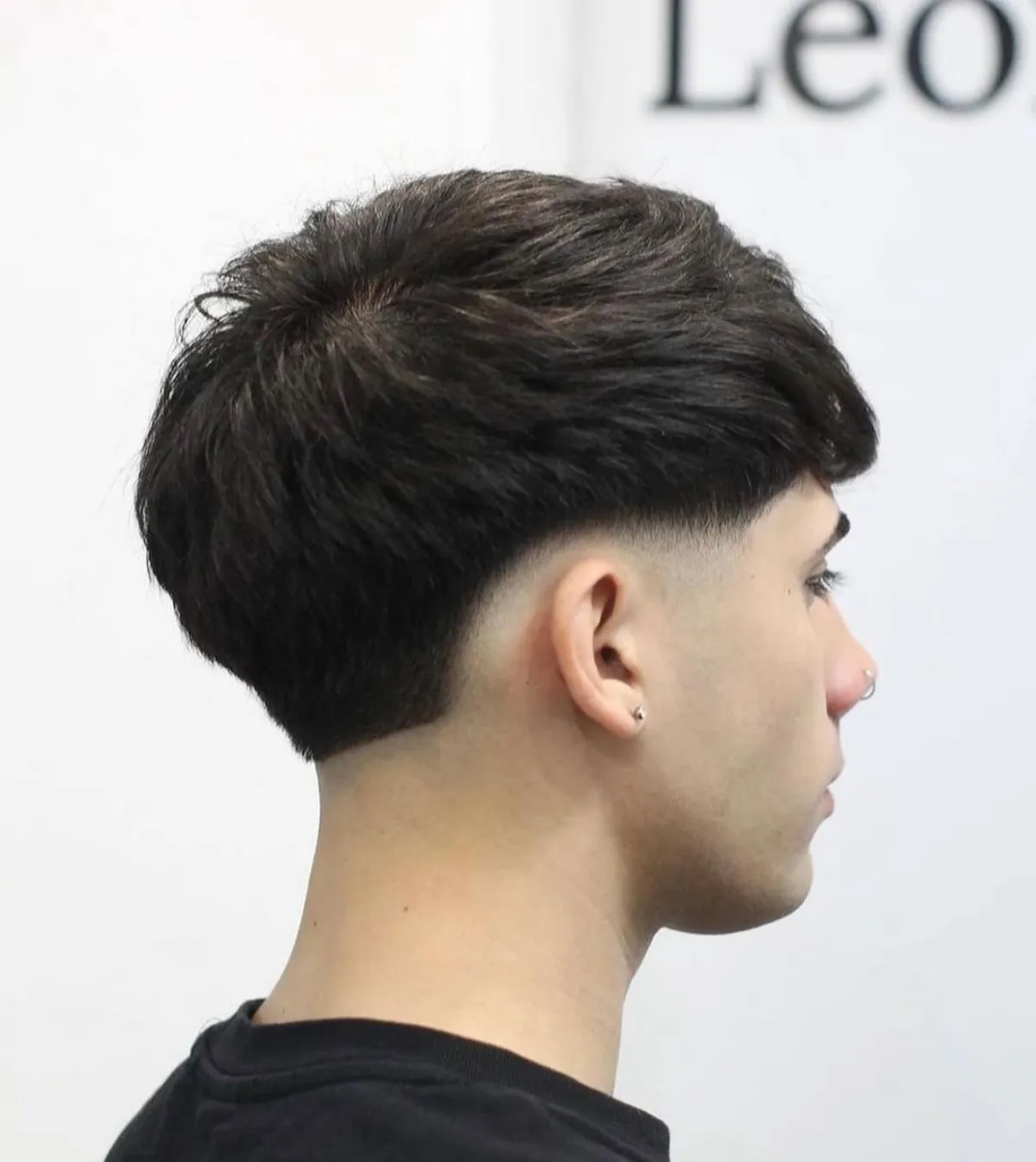 low fade haarschnitt trend 2025 männerfrisuren