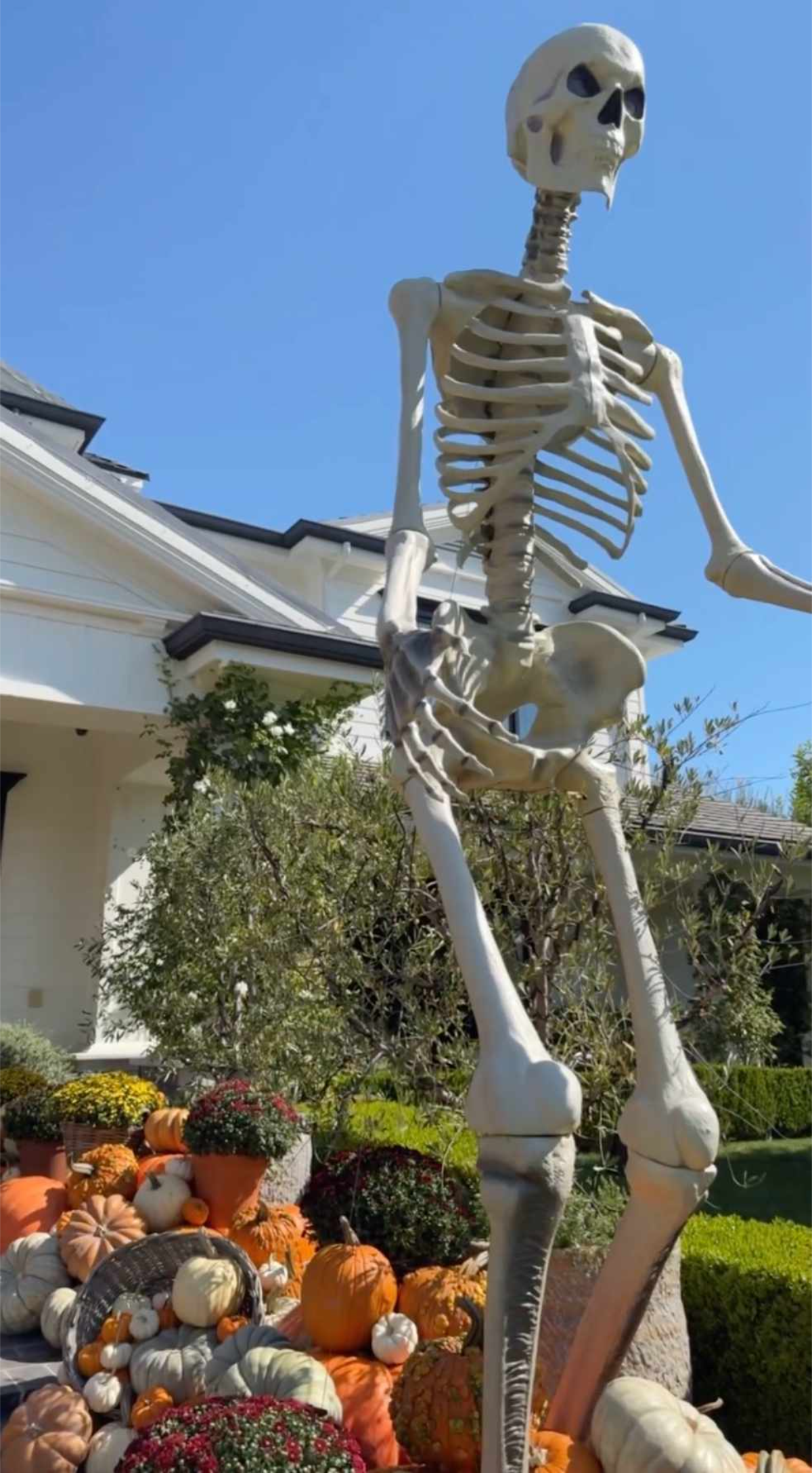 kylie jenner's halloween decor 2024