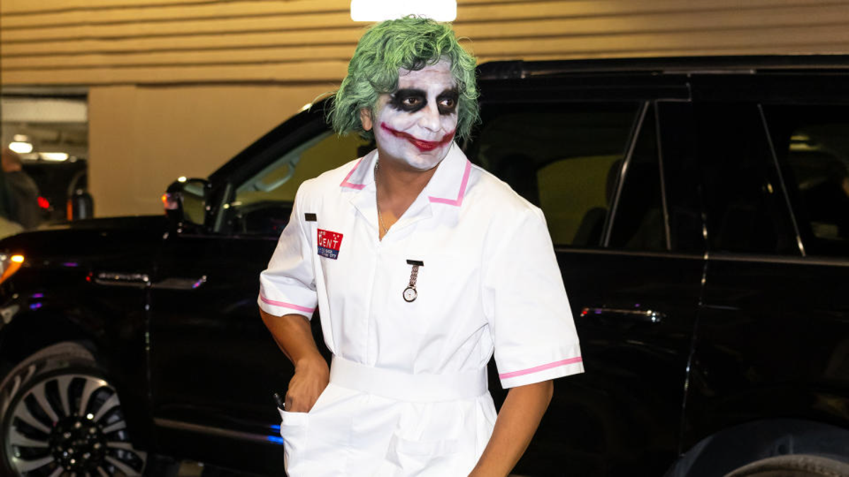 m. night shyamalan als joker für halloween 2024