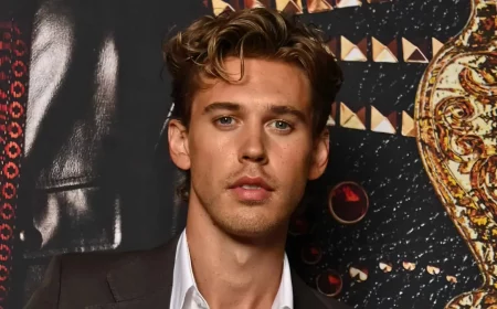 austin butler als elvis pompadour style maenner