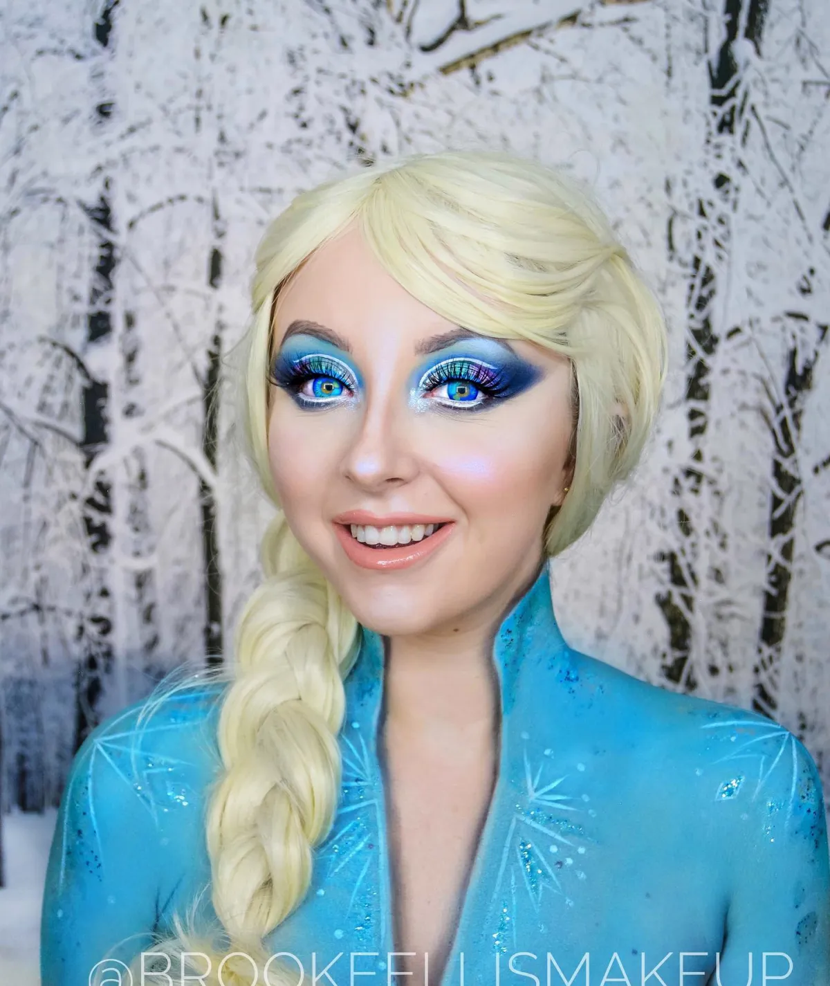 elsa make up mit glitzer seitlicher zopf halloween 2024