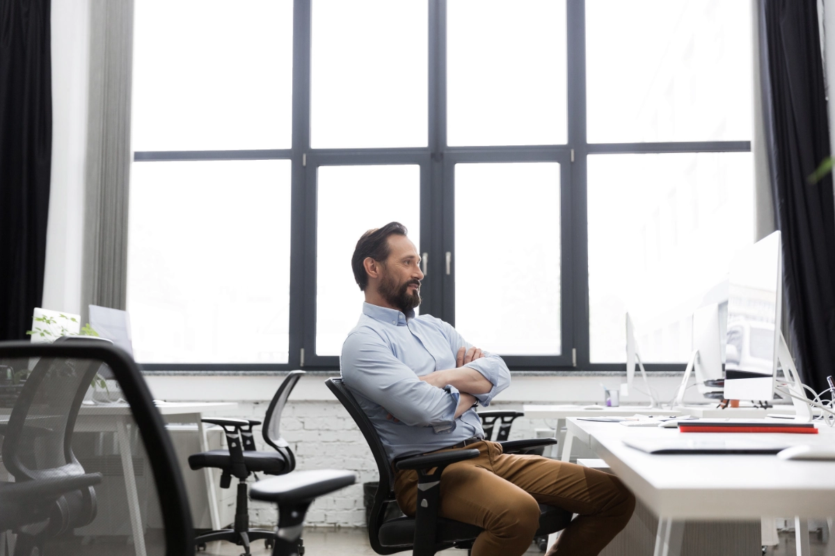 gesundheit am arbeitsplatz foerdern durch ergonomische moebel