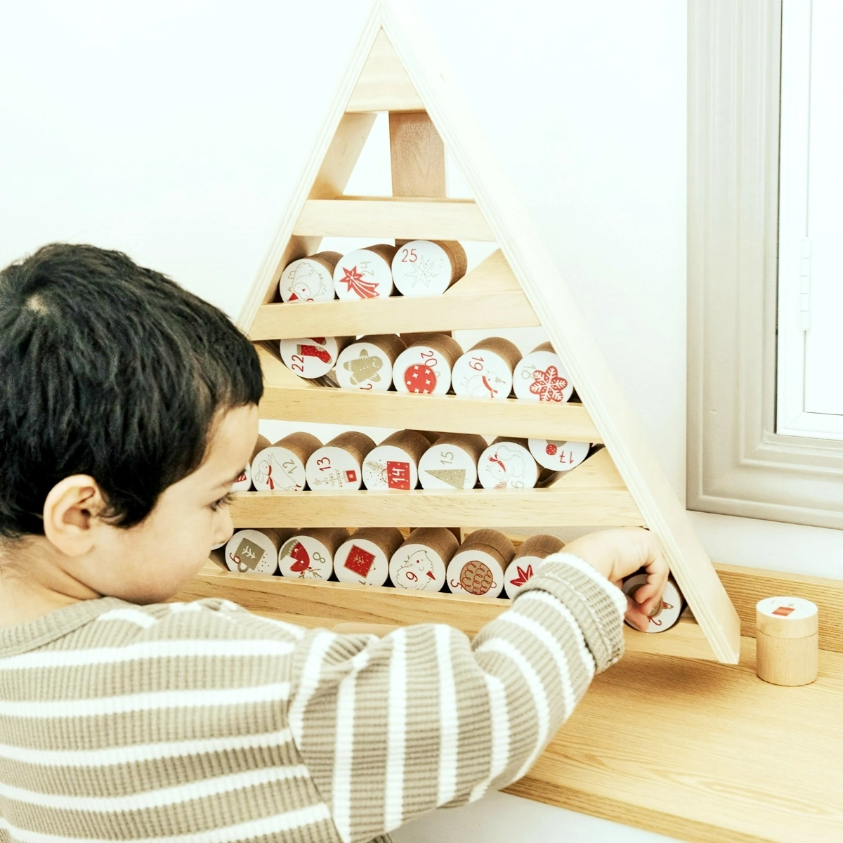 adventskalender kinder zum befuellen kalender fuer junge 2 jahre wonderandwise