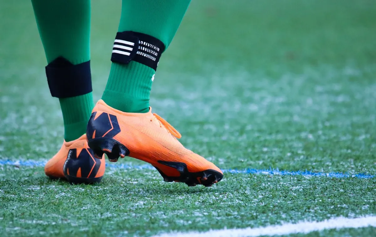 auswahl der perfekten fußballschuhe was beachten