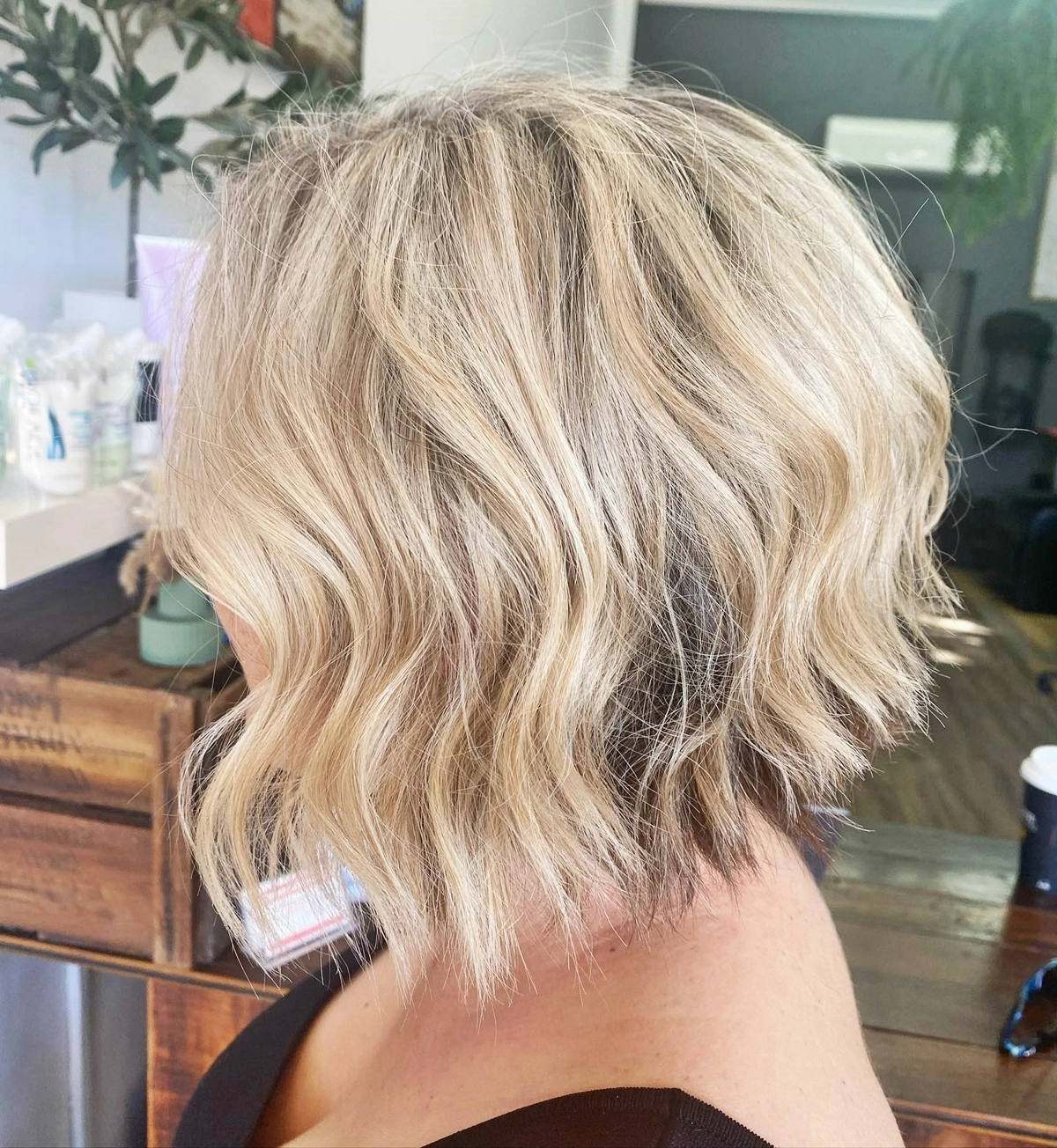 frisuren fuer dickes gesicht inverted bob wellige blonde haare m hair yeppoon