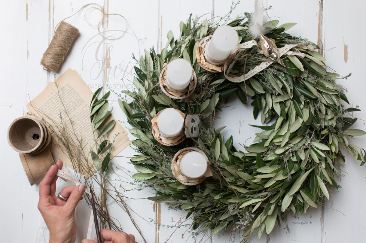 schönen frischen adventskranz machen