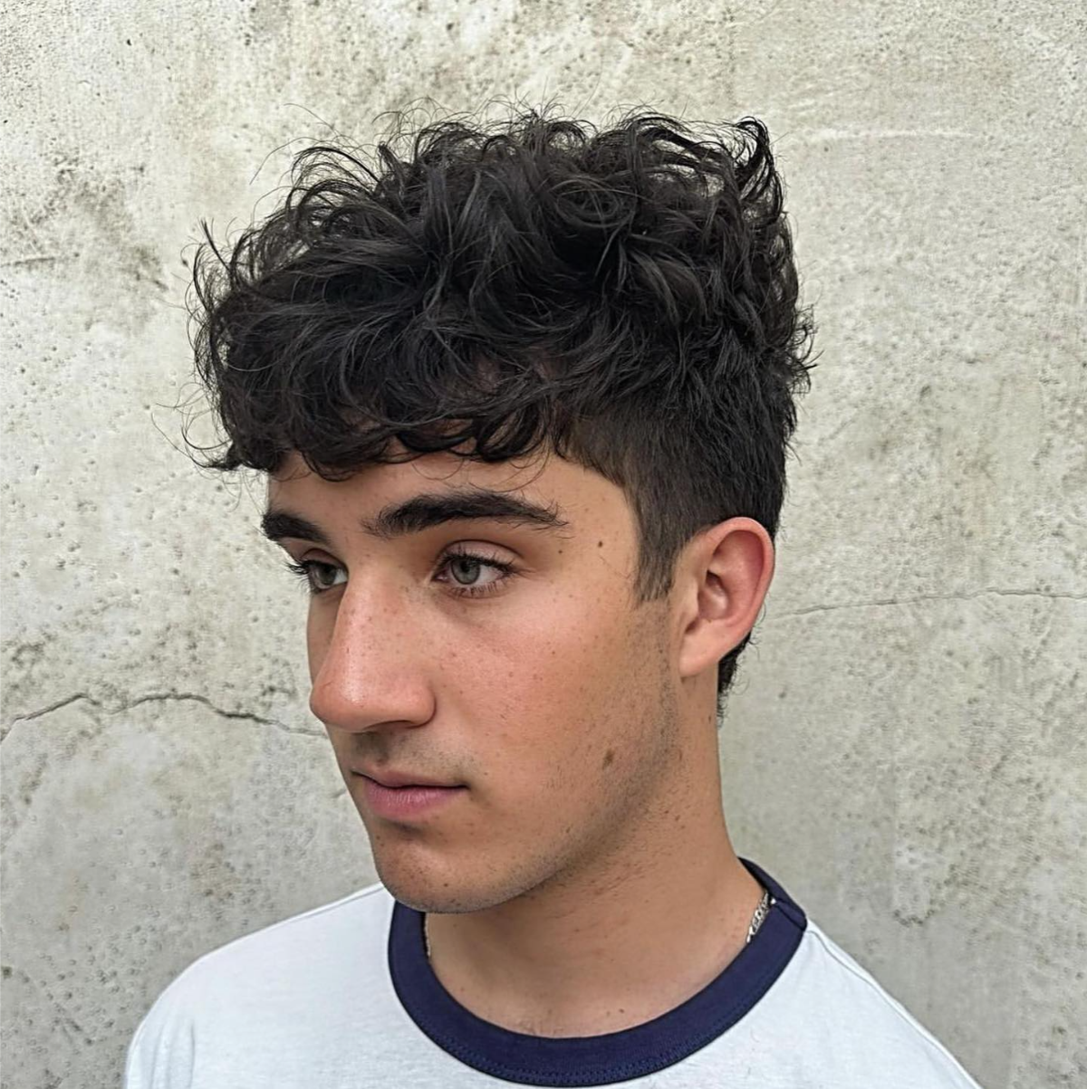 undercut mit wellen trend frisur für teenager