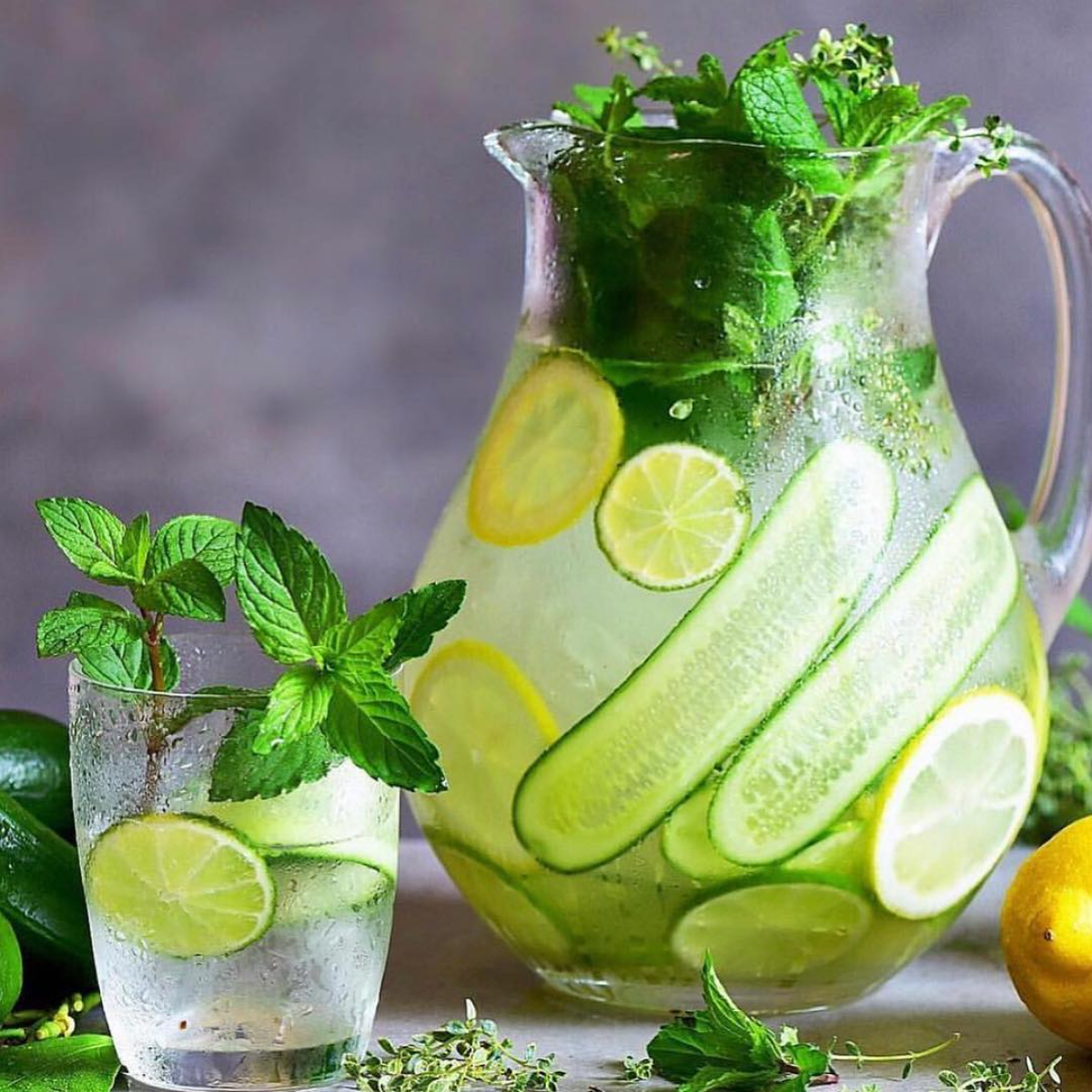 detox wasser mit gurke und limette