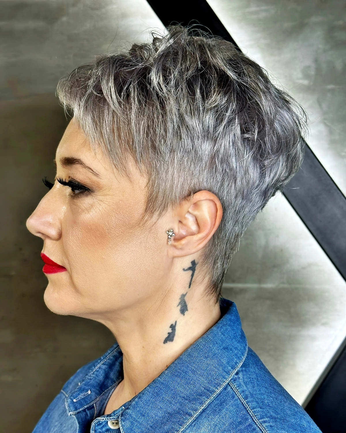 pixie frisur ab 70 fuer graues haar duenne haare frisuren ideen 2025 bilginkuafor