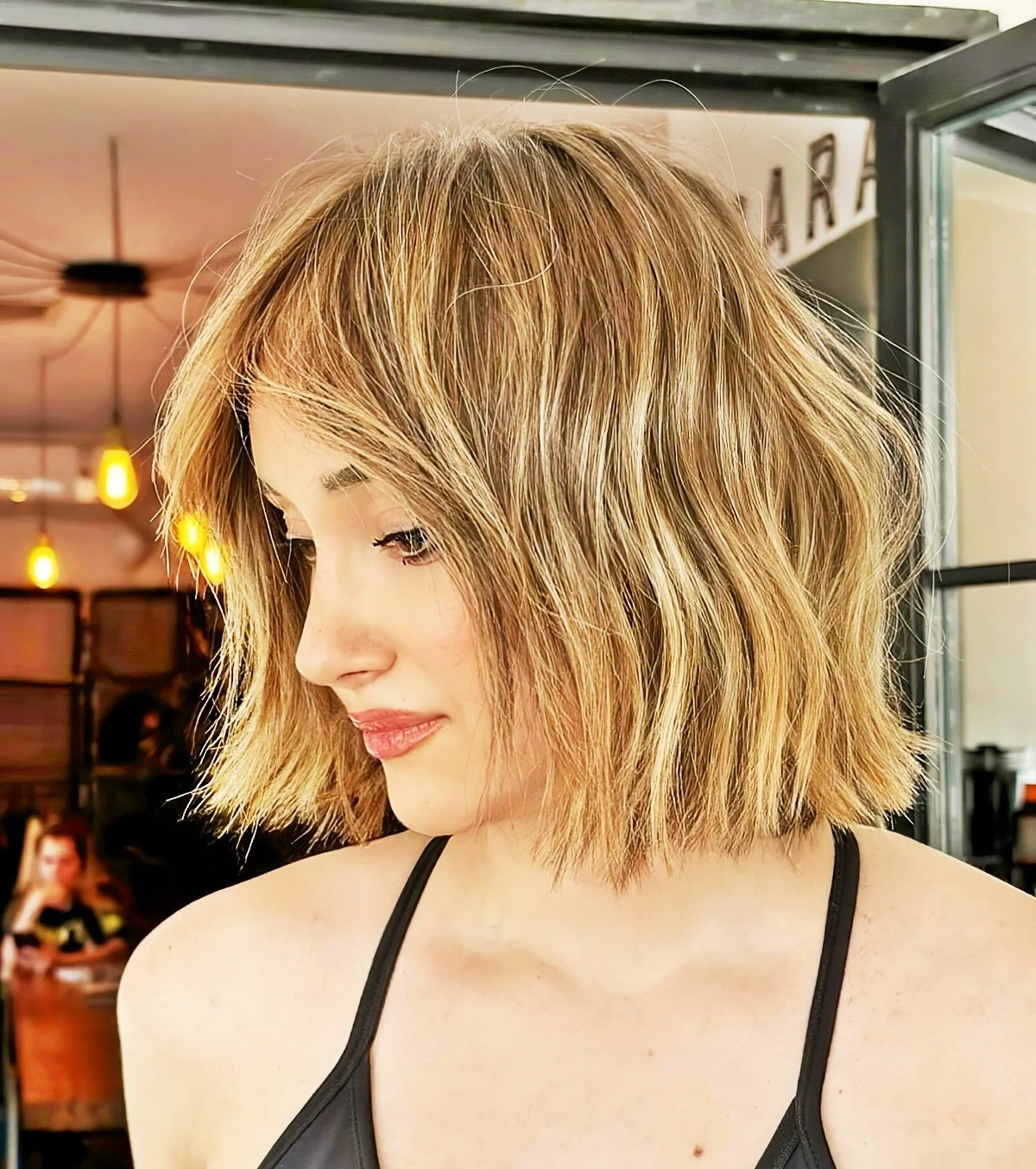 long bob frisuren chin bob ideen braune haare mit blonden straehnen 