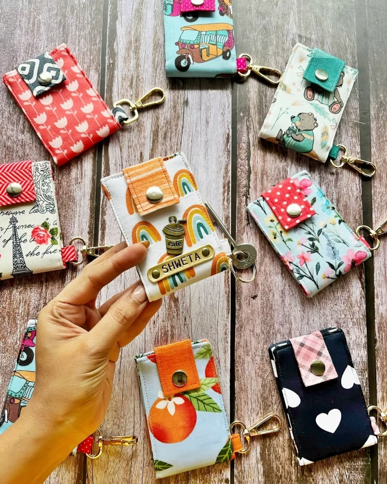 schueеsselanhaenger naehen diy geschenkideen anhaenger geldboersen aus leder arnelsmommy